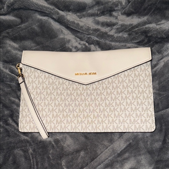 Michael Kors Monogram Clutch in White and Tan - Picture 1 of 6